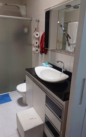 Casa à venda com 120m², 3 quartos e 2 vagas Casa à venda com 120m², 3 quartos e 2 vagasBanheiro