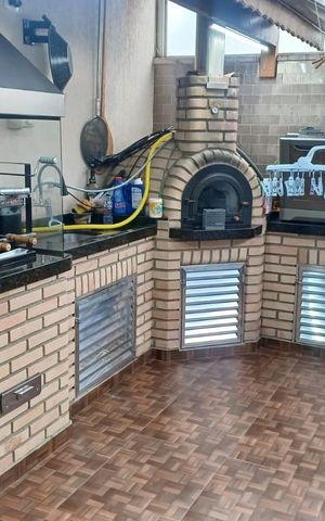 Casa à venda com 120m², 3 quartos e 2 vagas Casa à venda com 120m², 3 quartos e 2 vagasÁrea externa