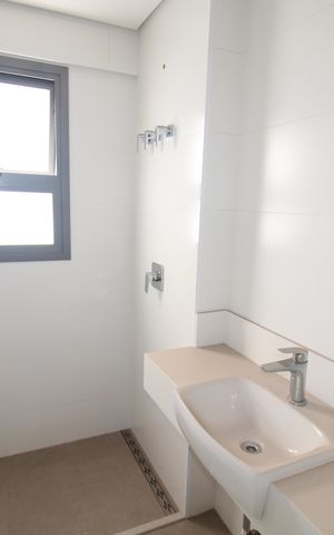 Apartamento à venda com 255m², 4 quartos e 5 vagasBanheiro da Suíte 3