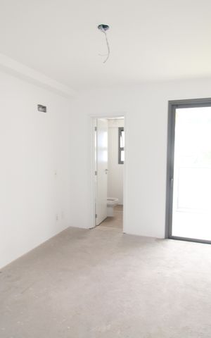 Apartamento à venda com 255m², 4 quartos e 5 vagasSuíte 3