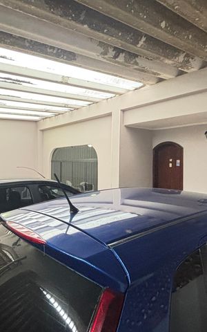 Casa à venda com 255m², 4 quartos e 3 vagas Casa à venda com 255m², 4 quartos e 3 vagasGaragem