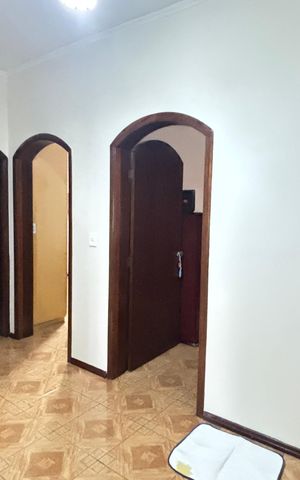 Casa à venda com 255m², 4 quartos e 3 vagas Casa à venda com 255m², 4 quartos e 3 vagasHall dos Dormitorios