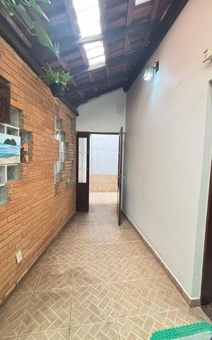 Casa à venda com 255m², 4 quartos e 3 vagas Casa à venda com 255m², 4 quartos e 3 vagasQuintal