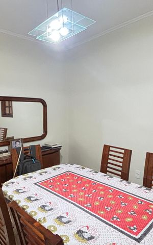 Casa à venda com 255m², 4 quartos e 3 vagas Casa à venda com 255m², 4 quartos e 3 vagasSala de Jantar