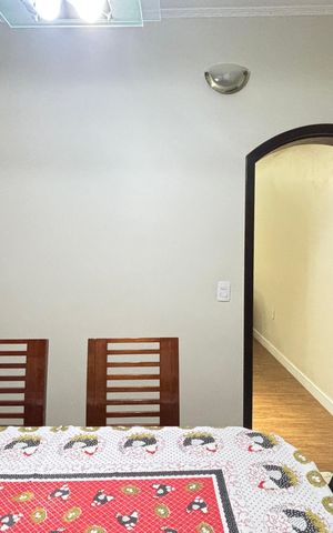 Casa à venda com 255m², 4 quartos e 3 vagas Casa à venda com 255m², 4 quartos e 3 vagasSala de Jantar