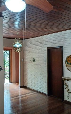 Casa para alugar com 400m², 4 quartos e 3 vagas Casa para alugar com 400m², 4 quartos e 3 vagasSala