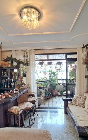 Apartamento à venda com 187m², 4 quartos e 3 vagasSala