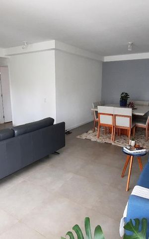 Apartamento à venda com 87m², 2 quartos e 2 vagas Apartamento à venda com 87m², 2 quartos e 2 vagasSala