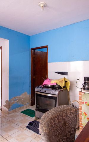 Casa à venda com 220m², 7 quartos e sem vaga Casa à venda com 220m², 7 quartos e sem vagaSala/Cozinha