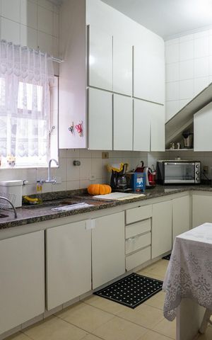 Casa para alugar com 412m², 4 quartos e 6 vagasCozinha