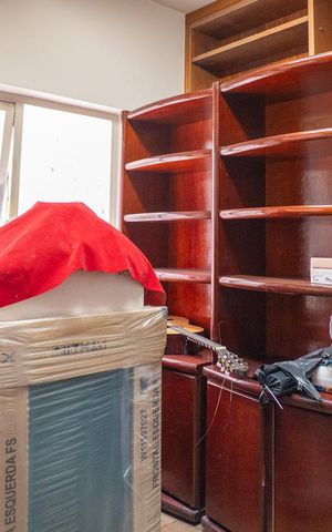 Casa para alugar com 412m², 4 quartos e 6 vagasEscritório
