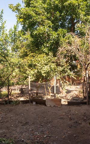 Casa à venda com 316m², 2 quartos e 8 vagas Casa à venda com 316m², 2 quartos e 8 vagasÁrea Externa