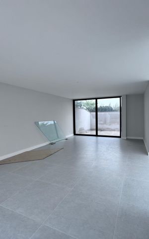 Casa de condomínio para alugar com 510m², 5 quartos e 2 vagas Casa de condomínio para alugar com 510m², 5 quartos e 2 vagasSala 2