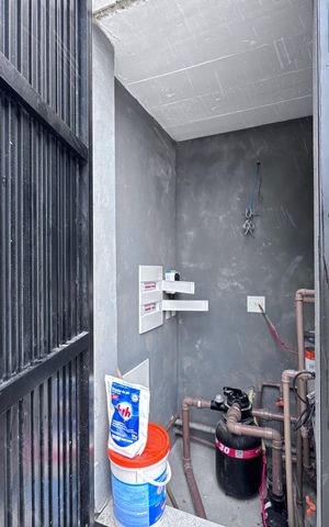 Casa de condomínio para alugar com 510m², 5 quartos e 2 vagas Casa de condomínio para alugar com 510m², 5 quartos e 2 vagasÁrea Externa