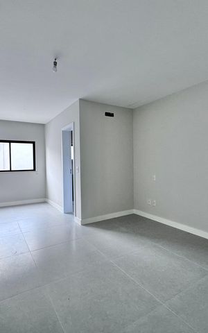 Casa de condomínio para alugar com 510m², 5 quartos e 2 vagas Casa de condomínio para alugar com 510m², 5 quartos e 2 vagasSuíte 3