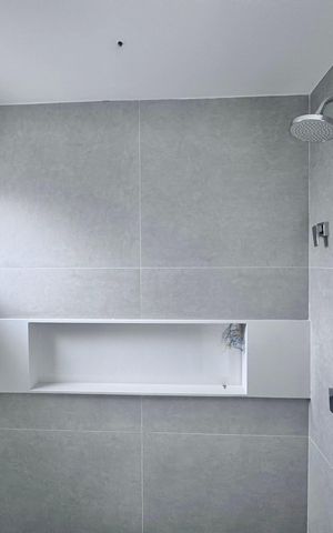 Casa de condomínio para alugar com 510m², 5 quartos e 2 vagas Casa de condomínio para alugar com 510m², 5 quartos e 2 vagasBanheiro