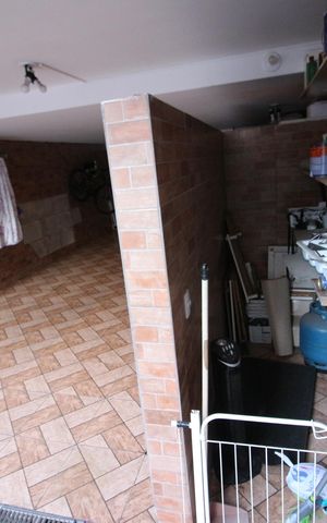 Casa à venda com 170m², 3 quartos e 3 vagasGaragem