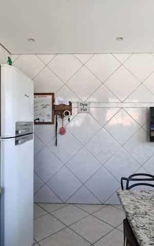 Casa à venda com 231m², 3 quartos e 2 vagasCozinha