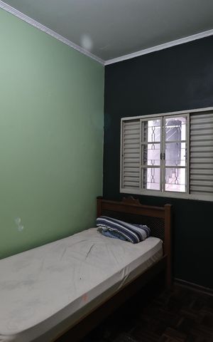 Casa à venda com 231m², 3 quartos e 2 vagasQuarto 2