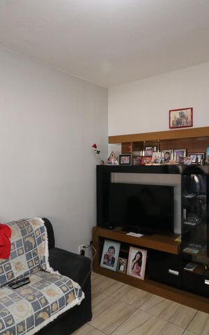 Casa à venda com 130m², 3 quartos e 4 vagasSala C1