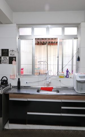 Casa à venda com 130m², 3 quartos e 4 vagasCozinha C2