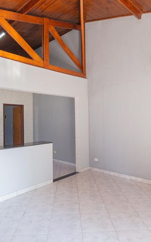 Casa à venda com 300m², 4 quartos e 2 vagas Casa à venda com 300m², 4 quartos e 2 vagasÁrea Gourmet - Sala/Cozinha