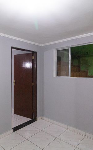 Casa à venda com 300m², 4 quartos e 2 vagas Casa à venda com 300m², 4 quartos e 2 vagasEdícula - Sala