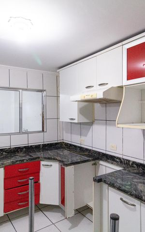 Casa à venda com 300m², 4 quartos e 2 vagas Casa à venda com 300m², 4 quartos e 2 vagasEdícula - Cozinha