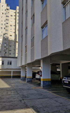 Apartamento à venda com 188m², 4 quartos e 2 vagas Apartamento à venda com 188m², 4 quartos e 2 vagasGaragem