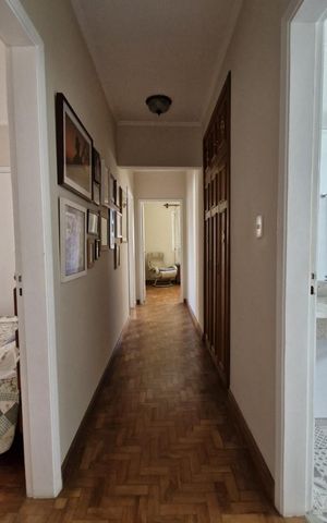 Apartamento à venda com 188m², 4 quartos e 2 vagas Apartamento à venda com 188m², 4 quartos e 2 vagasCorredor
