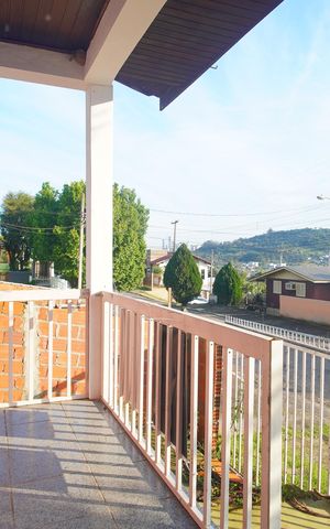 Casa para alugar com 200m², 2 quartos e 2 vagasVaranda 