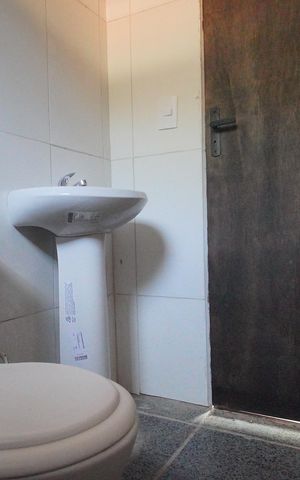 Casa para alugar com 200m², 2 quartos e 2 vagasBanheiro