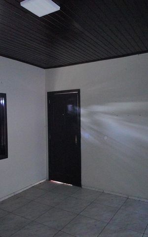 Casa para alugar com 200m², 2 quartos e 2 vagasSala