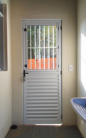 Casa para alugar com 200m², 2 quartos e 2 vagasÁrea de Serviço