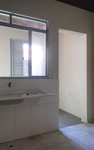 Casa para alugar com 200m², 2 quartos e 2 vagasCozinha