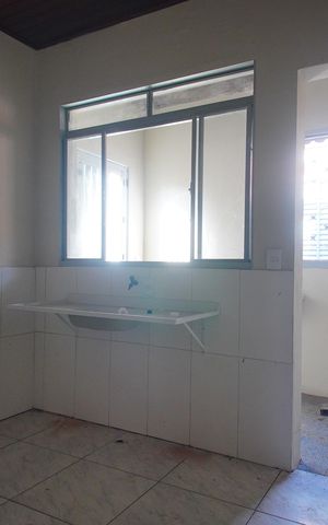 Casa para alugar com 200m², 2 quartos e 2 vagasCozinha