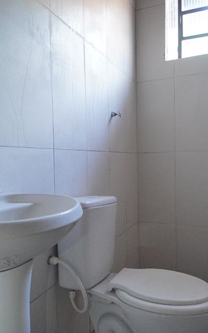 Casa para alugar com 200m², 2 quartos e 2 vagasBanheiro