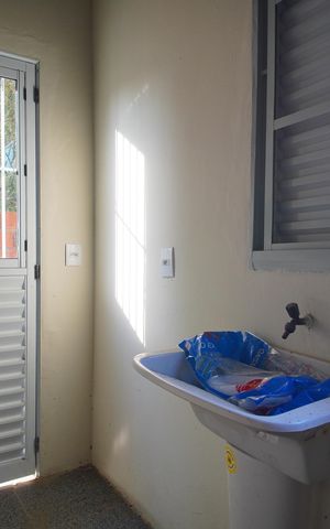 Casa para alugar com 200m², 2 quartos e 2 vagasÁrea de Serviço