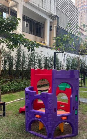 Studio à venda com 27m², 1 quarto e sem vaga Studio à venda com 27m², 1 quarto e sem vagaÁrea comum - Playground