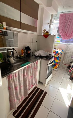 Apartamento à venda com 48m², 2 quartos e 1 vaga Apartamento à venda com 48m², 2 quartos e 1 vagaCozinha