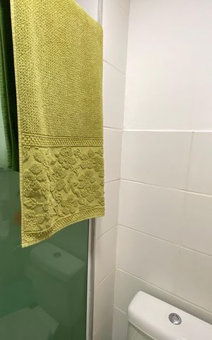 Apartamento à venda com 48m², 2 quartos e 1 vaga Apartamento à venda com 48m², 2 quartos e 1 vagaBanheiro
