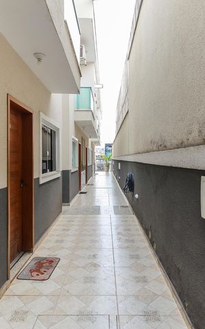 Casa de condomínio à venda com 72m², 2 quartos e 1 vagaÁrea comum