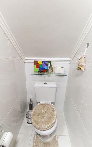 Casa de condomínio à venda com 72m², 2 quartos e 1 vagaLavabo