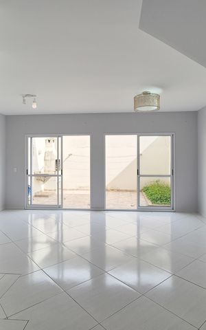 Casa de condomínio para alugar com 97m², 3 quartos e 2 vagasSala