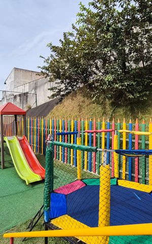 Casa de condomínio para alugar com 97m², 3 quartos e 2 vagasÁrea comum - Playground