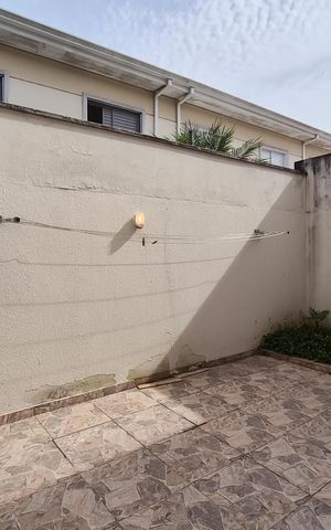 Casa de condomínio para alugar com 97m², 3 quartos e 2 vagasQuintal - churrasqueira