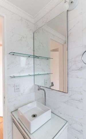Apartamento à venda com 65m², 2 quartos e 1 vaga Apartamento à venda com 65m², 2 quartos e 1 vagaBanheiro