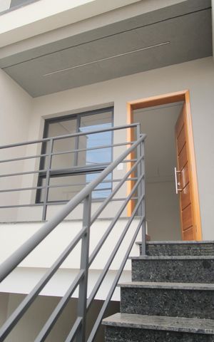 Casa à venda com 134m², 3 quartos e 3 vagasFrente da Casa