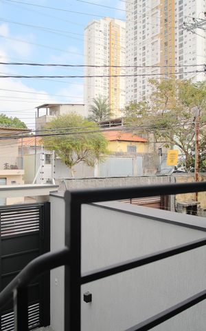 Casa à venda com 134m², 3 quartos e 3 vagasFrente da Casa