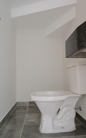 Casa à venda com 134m², 3 quartos e 3 vagasLavabo